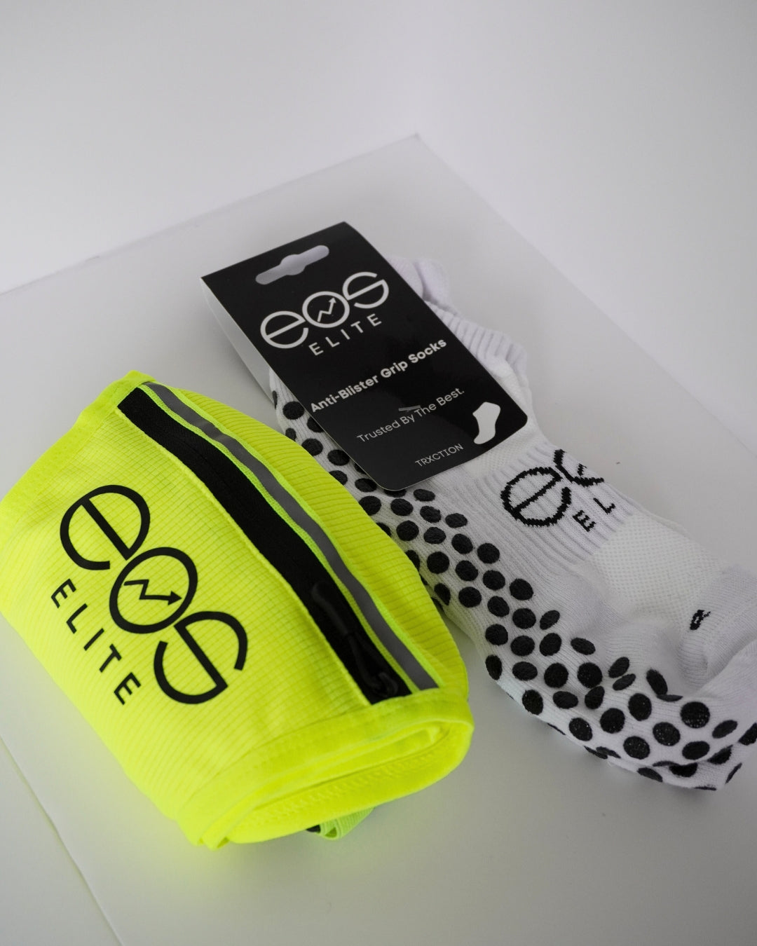 Designed in Ireland for runners who demand performance and simplicity, the Eos IlluminLight Runners Bundle combines the UltraLight weight, 135g Eos Elite Running Vest with a 700ml Water Bladder for seamless hydration on the go. With adjustable straps for a secure fit and smart storage for your essentials, this bundle is perfect for staying visible on both trail and road runs.